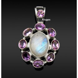 Sterling Silver Pendant with Moonstone