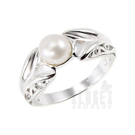 Sterling Silver Ring with Pearl Size 6