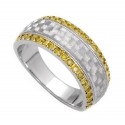 14K Solid Gold Ladies Ring w Diamond