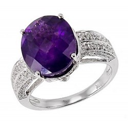 14K White Gold Ring with Amethyst and Diamond